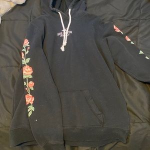 Hollister hoddie medium